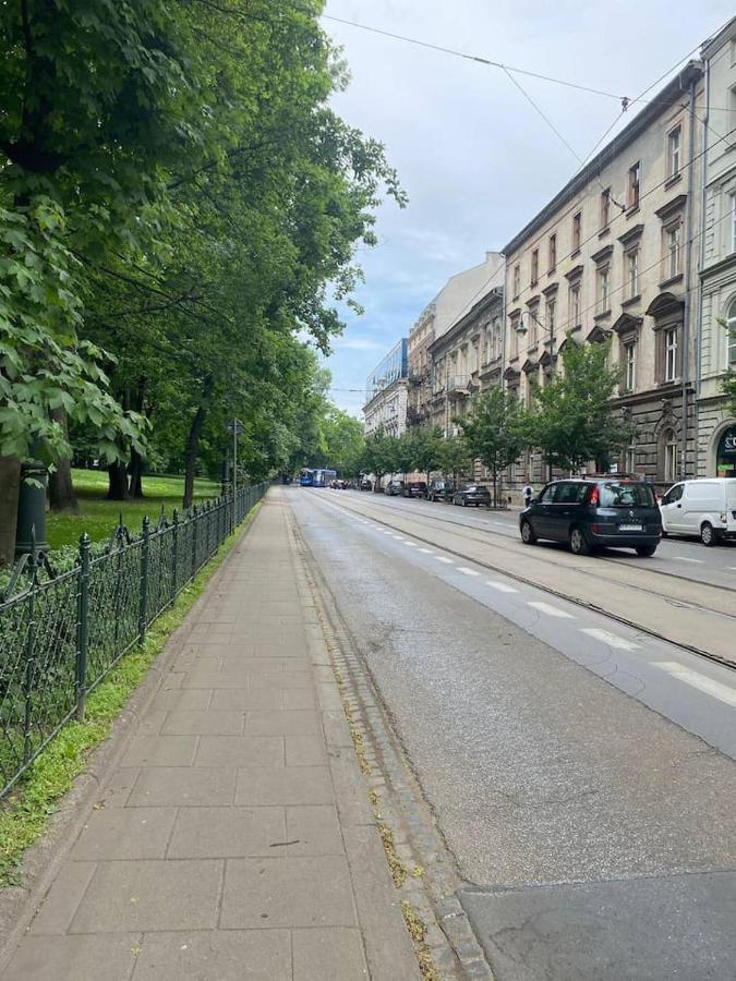 Apartamenty Dobra Noc Przy Wawelu 2 Bedrooms Krakkó Kültér fotó