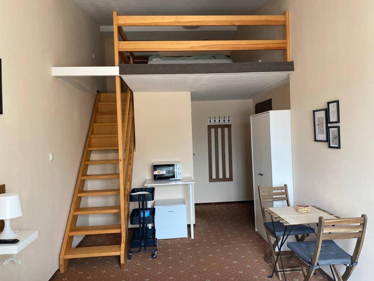 Apartamenty Dobra Noc Przy Wawelu 2 Bedrooms Krakkó Kültér fotó